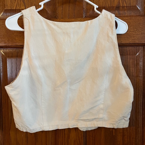 Elodie XL Cream Linen Button Vest - Picture 3 of 3